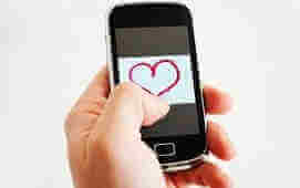 Un sms d'amour envoyé depuis un smartphone